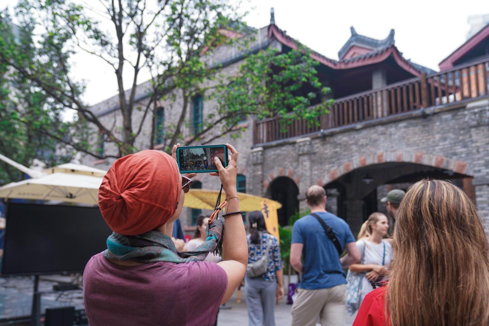 Chengdu Mix Hostel Courtyard Poshpacker Zewnętrze zdjęcie